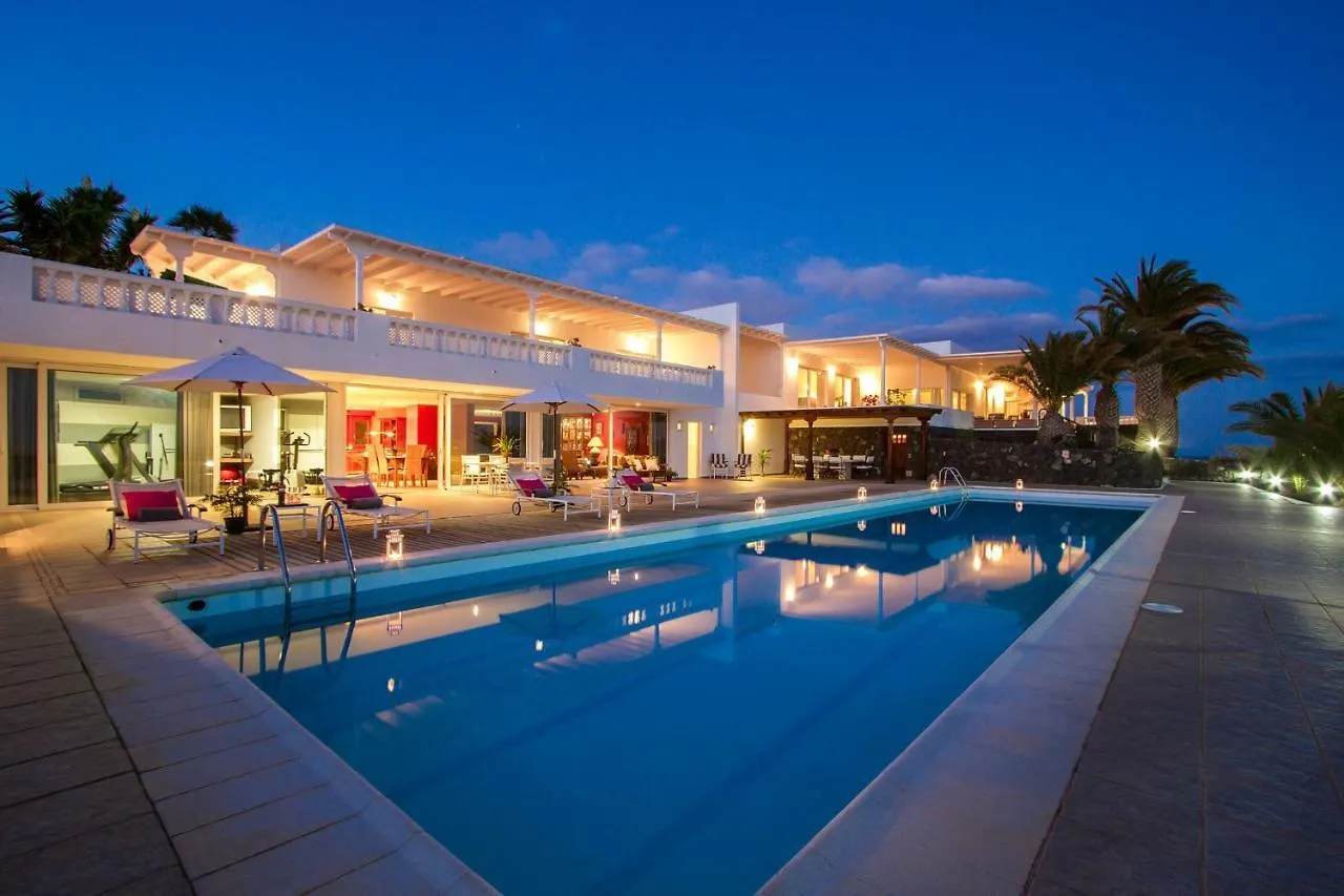 Villa Mila Puerto Calero Spain